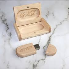 Clé Usb (16 Go) Encyclopédie Audio Du Coran Avec Invocations Et Roqya - Version De Luxe (Plusieurs Récitateurs)